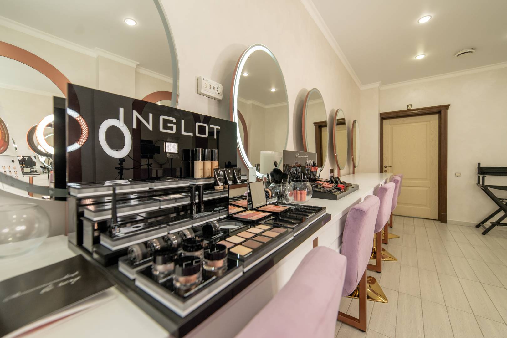 Салон красоты De Beauty