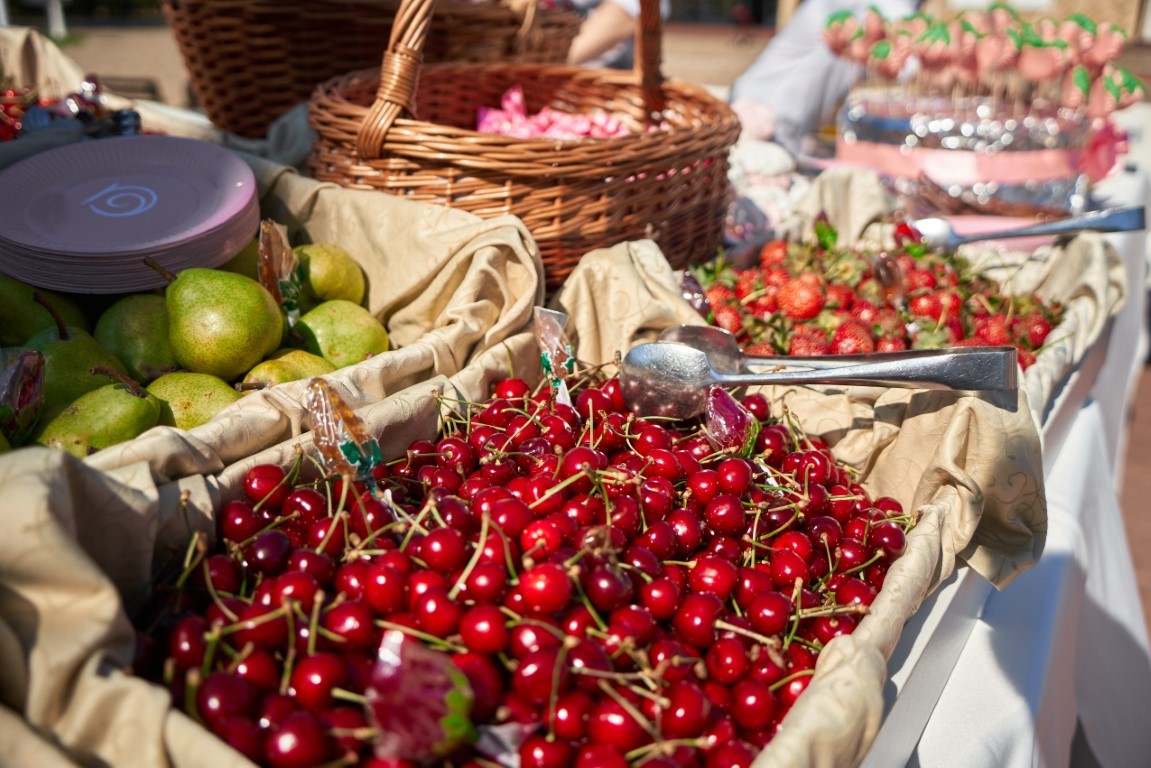 В Alean Family Doville состоялся масштабный гастрофестиваль со вкусом клубники